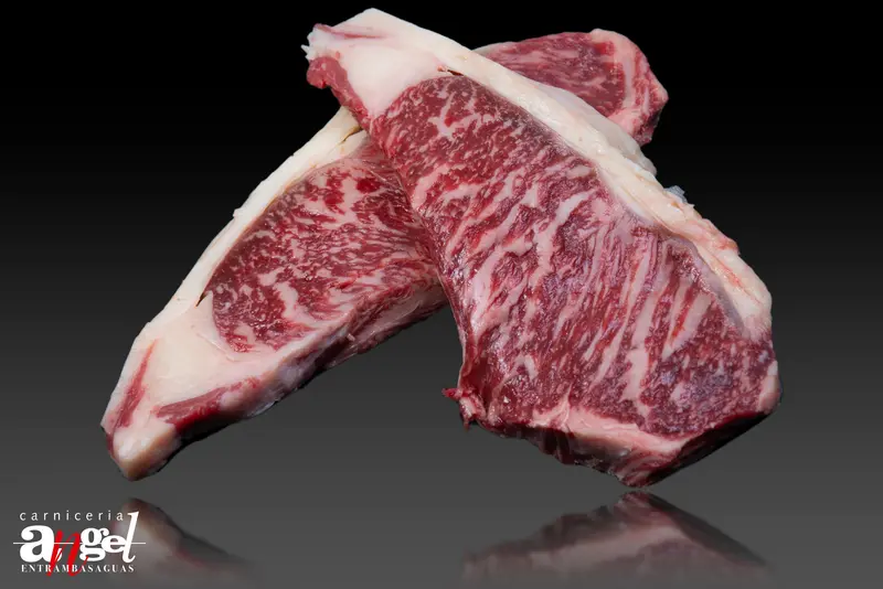 4 Entrecot de vaca Pinta - 800 gr. 32,90€ el kilo a 41€