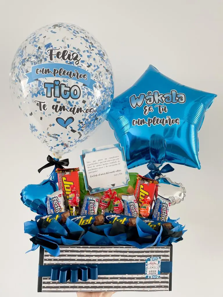 Arreglo Globo con chuches colombianas