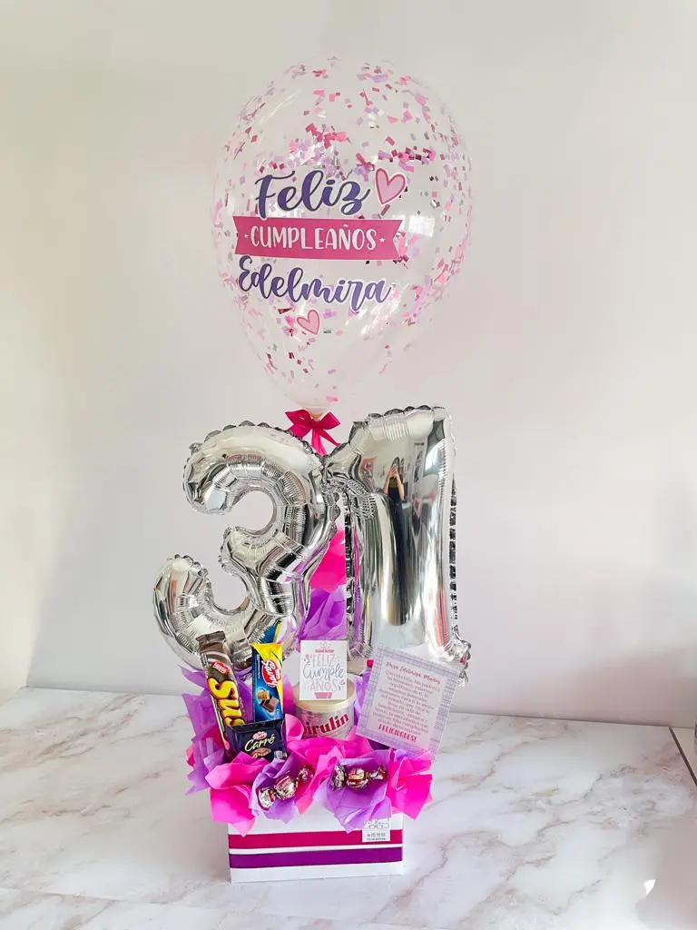 Arreglo Globos con Chocolates venezolanos