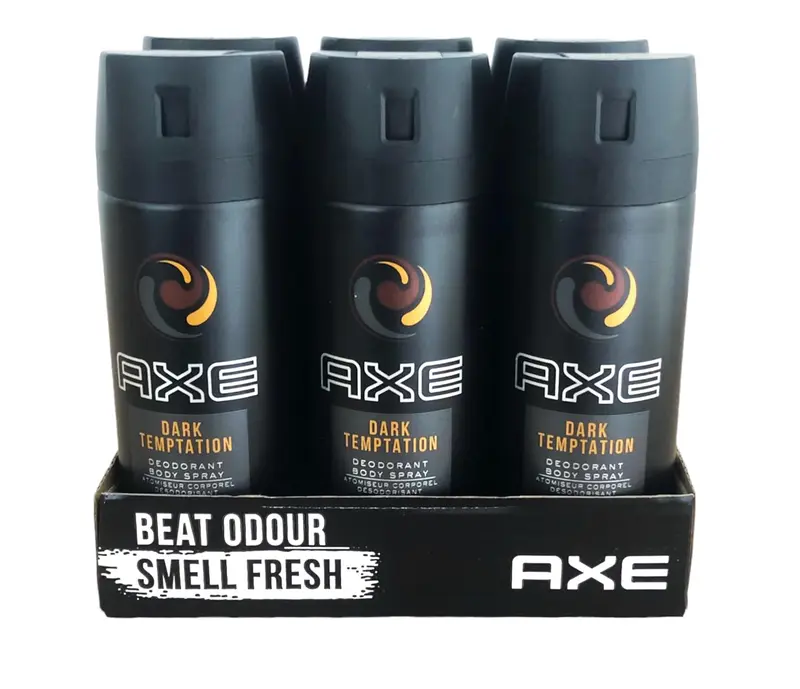 AXE Dark Temptation Desodorante y Body Spray para Hombre, Pack de 6x150ml (900ml). Una fragancia irresistible con notas de chocolate caliente, ámbar y pimienta roja para un olor duradero.