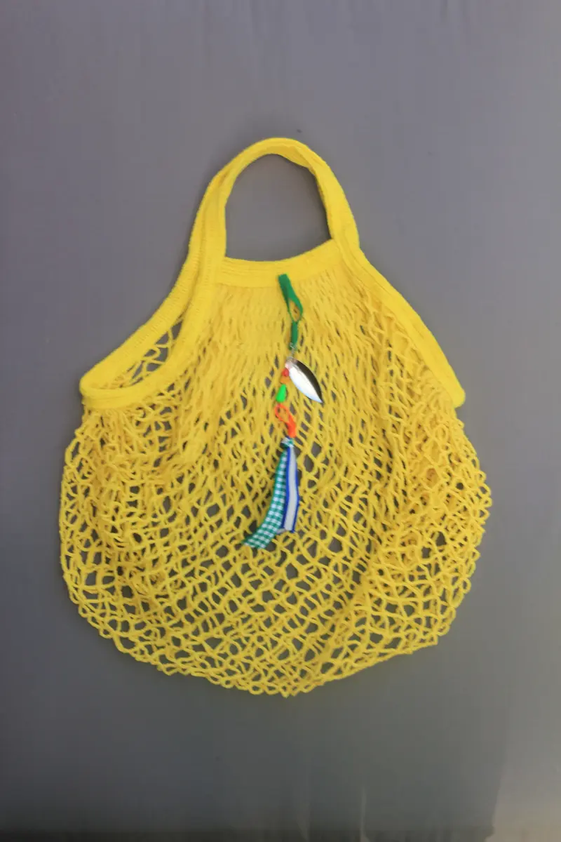 Bolsa de malla amarilla reutilizable en algodón