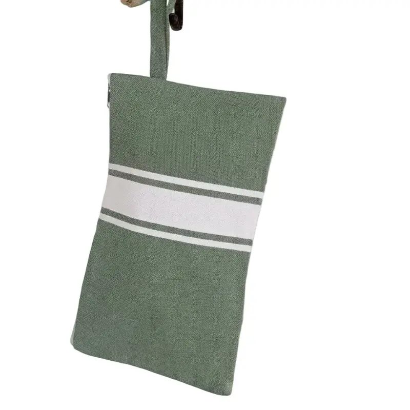 Bolsa de playa y neceser verde