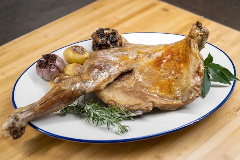 Cabrito Asado a Baja Temperatura Ecológico - Delantero (Teruel)