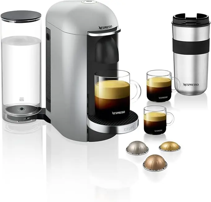 Cafetera Nespresso VertuoPlus de Krups, color Plata. Una máquina de café de cápsulas con apertura eléctrica, depósito de 1,7L y tecnología para 5 tamaños de taza.