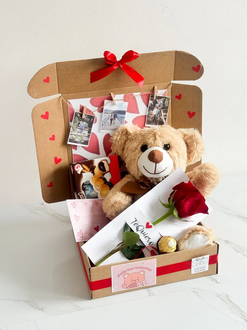 CAJA ABIERTA PELUCHE, ROSA Y CHOCOLATES