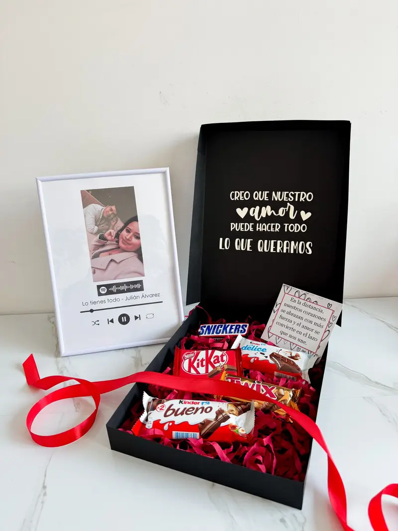 Caja con Cuadro de Spotify y chocolates