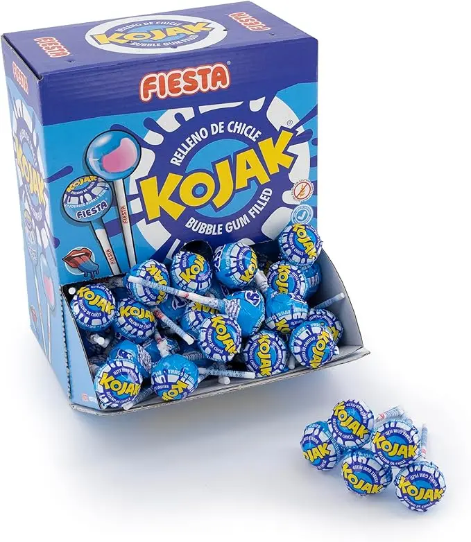 Caja de 100 Caramelos con Palo Kojak Pintalenguas sabor Mora de Fiesta. El caramelo más divertido, relleno de chicle, que pinta la lengua de azul. Ideal para fiestas.