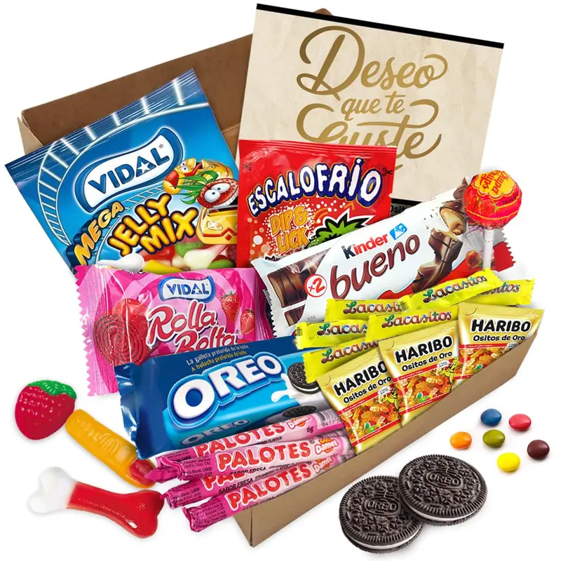Cajita Regalo con +20 Chocolates y Chuches Cia&Co. Un surtido de primeras marcas con Kinder, Oreo, Haribo y Lacasitos, ideal para regalar en cumpleaños con tarjeta personalizada.