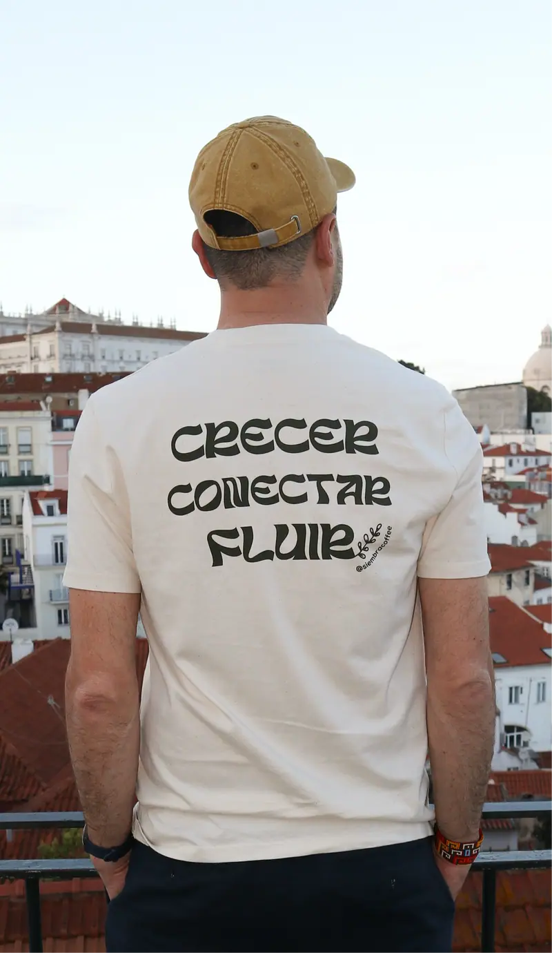 Camiseta Crecer, Conectar, Fluir