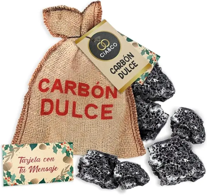 Carbón de Reyes Artesano de Cia&Co, 100gr. Saquito de tela con carbón dulce sin gluten y tarjeta personalizable. El regalo perfecto para la noche de Reyes Magos.