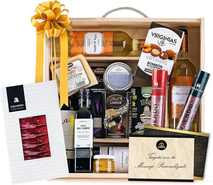 Cesta de Navidad en Caja de Madera Cia&Co Lote A723. Un regalo gourmet con Paleta Serrana, Cava, vino, ibéricos, queso y dulces. Presentado en una elegante caja de madera reutilizable.