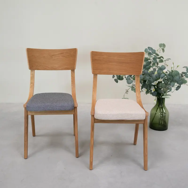 Chaise en bois massif de chêne Lucas, revêtement Gris/Beige - Lot de 2 ou 4 chaises - NordicStory