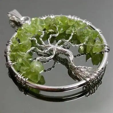 colgante árbol de la vida olivino