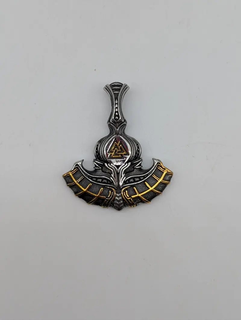 COLGANTE DE ACERO DE TITANIO DRAKAR 51 X 43 MM