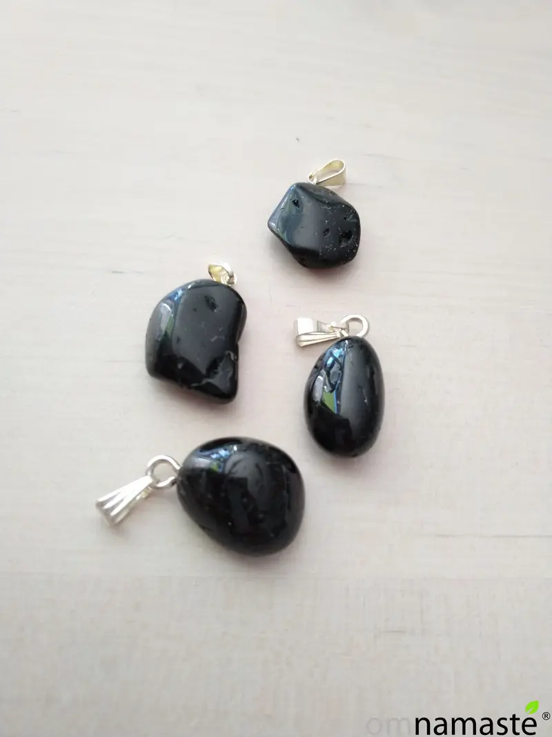 Colgante mineral turmalina