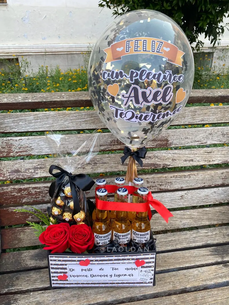 Coronita Box con Letra de Bombones, Rosas y Globo Personalizado