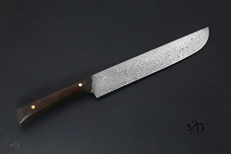 Cuchillo carnicero 225 mm – Damasco forjado a mano – Acero al carbono
