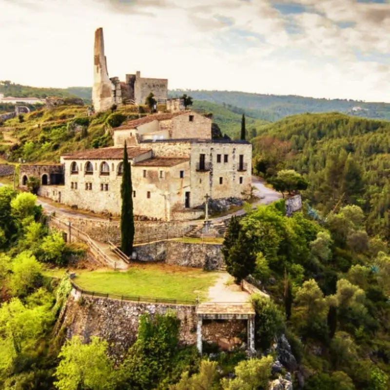 DO Penedès | Carretera del Vino y Castillo de Subirats