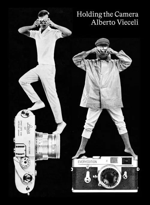 Holding the Camera - Alberto Vieceli