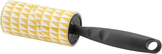 IKEA BÄSTIS Rodillo Quitapelusas, la solución ideal para eliminar pelo de mascota y polvo. Con mango ergonómico y 40 hojas adhesivas. Un imprescindible para tu hogar.