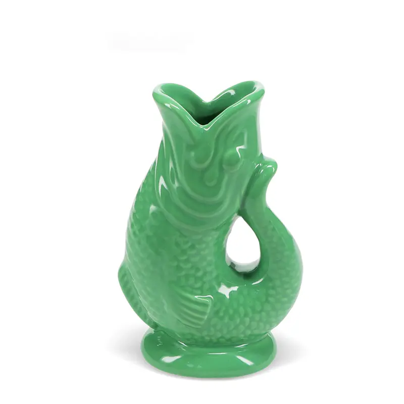 Jarra en forma de pez en verde
