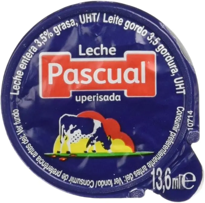 Leche Entera Pascual en monodosis, caja con 150 tarrinas de 14 ml. Calidad Pascual en un formato práctico que no necesita frío, ideal para café, té y hostelería.