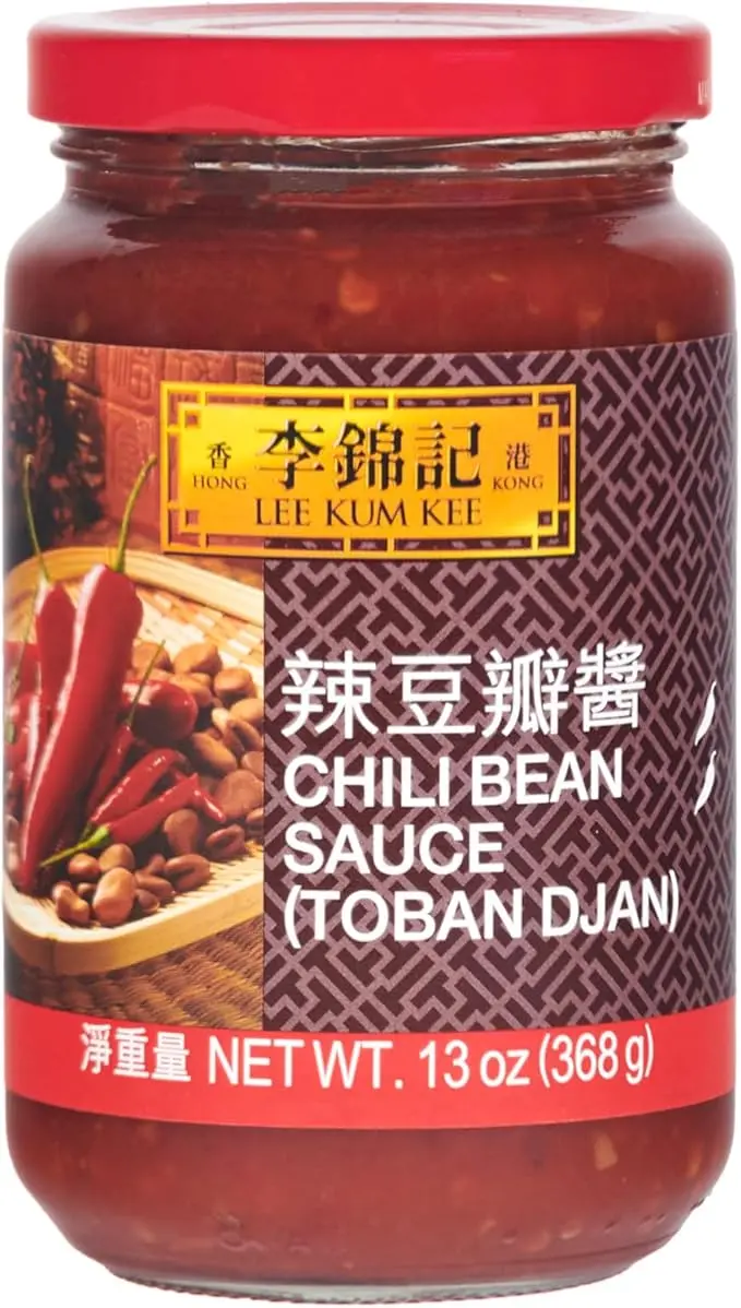 Lee Kum Kee Salsa Picante de Habas (Toban Djan), 368g. La auténtica pasta de chiles y habas fermentadas, ingrediente esencial para dar el sabor picante y umami de la cocina de Sichuan.