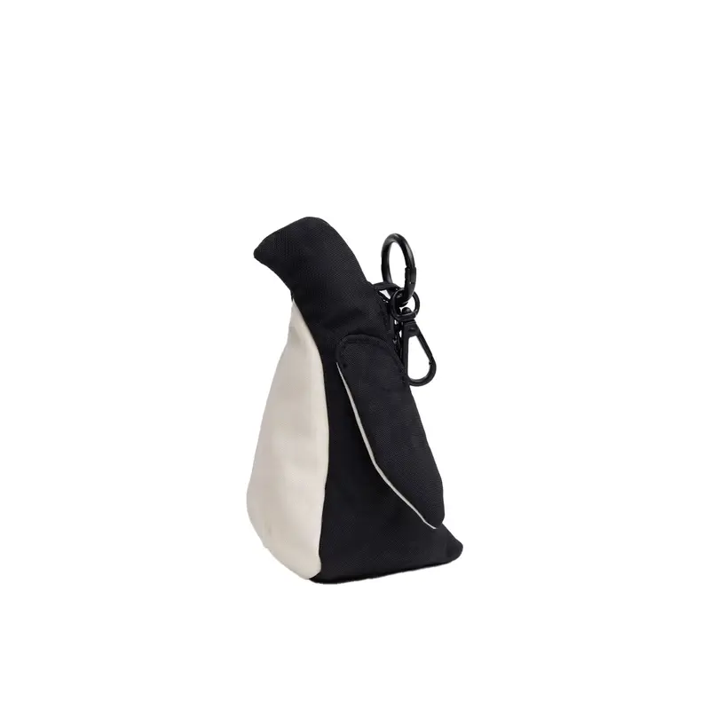 Llavero Penguin Bag Charm - BAGGU