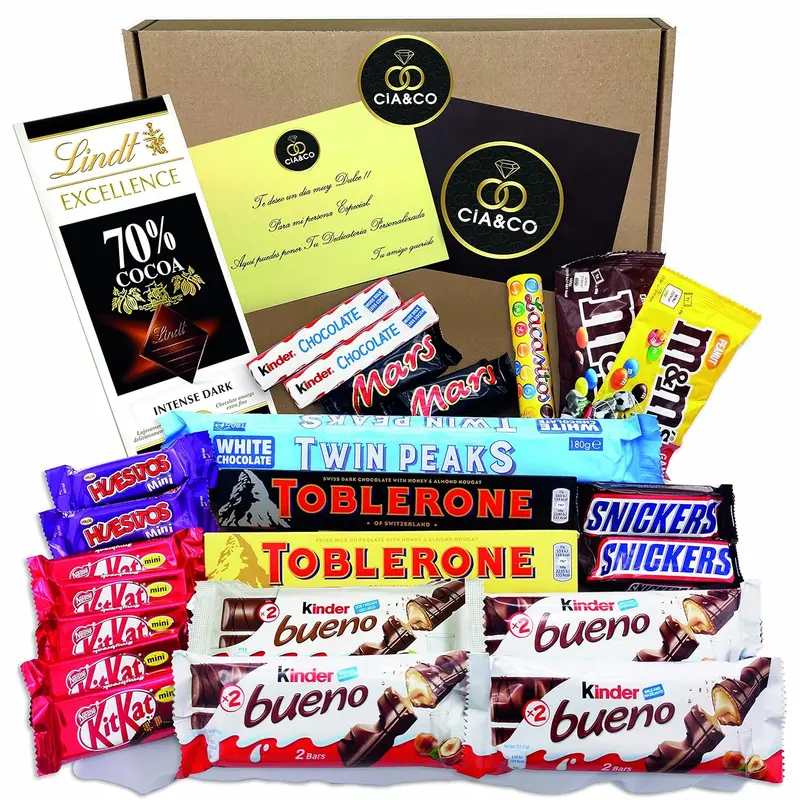 Lote Regalo para Amantes del Chocolate de Cia&Co. Una caja con un surtido de 24 chocolates de primeras marcas como Kinder, Lindt y Toblerone, con tarjeta personalizada.