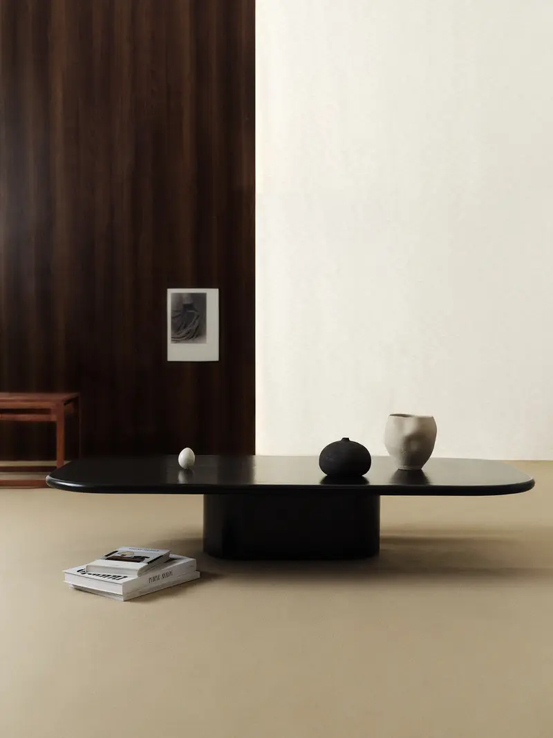 Mesa de centro Virg ovalada de microcemento