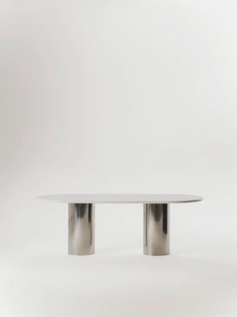 Mesa de comedor Seho de microcemento
