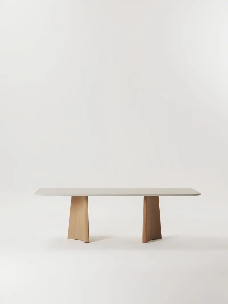 Mesa de comedor Vaste ovalada de madera
