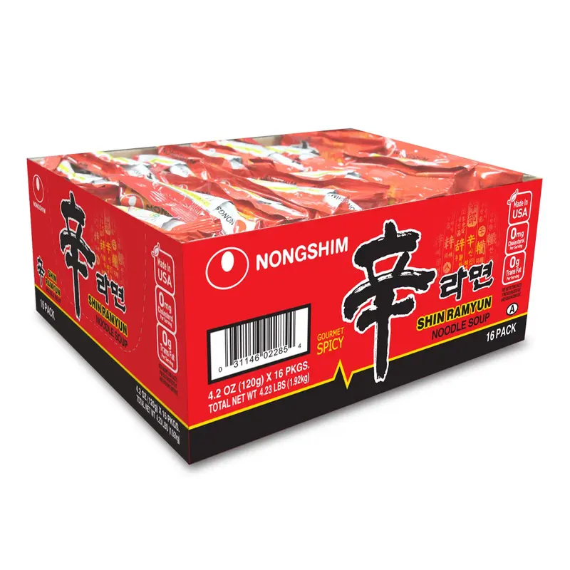 Nongshim Shin Ramyun, Fideos Instantáneos Picantes, Caja de 20 Paquetes (20x120g). El ramen coreano número 1 del mundo, con un sabor picante y profundo que te transportará a Corea.