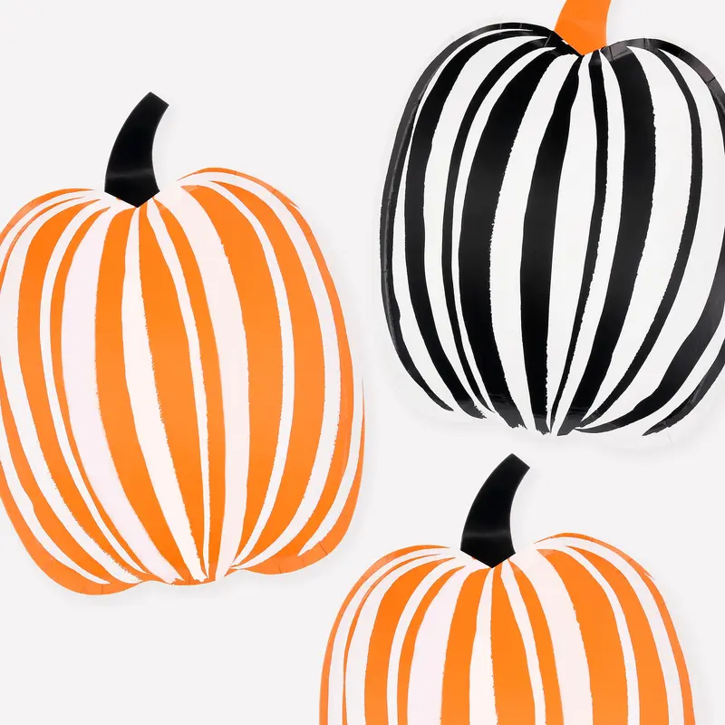 Pack 8 Platos de Halloween con forma de calabaza a rayas