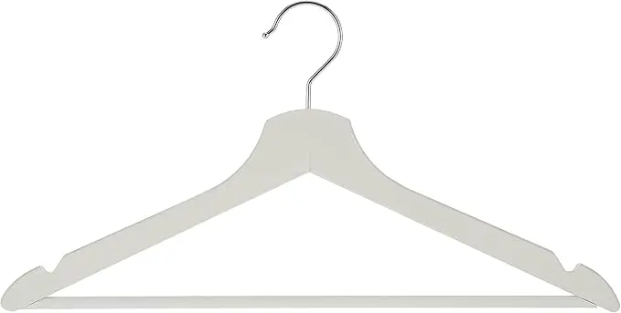 Pack de 8 Perchas de Madera Maciza IKEA BUMERANG en color Blanco. Unas perchas robustas y elegantes para cuidar tu ropa y dar un toque de calidad y orden a tu armario.