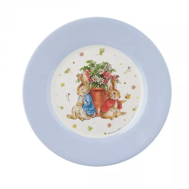 Plato de Peter Rabbit borde azul