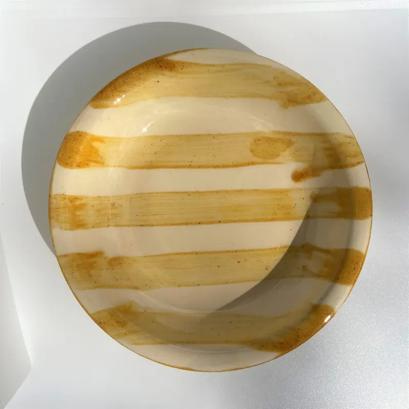 Plato hondo rayas amarillo