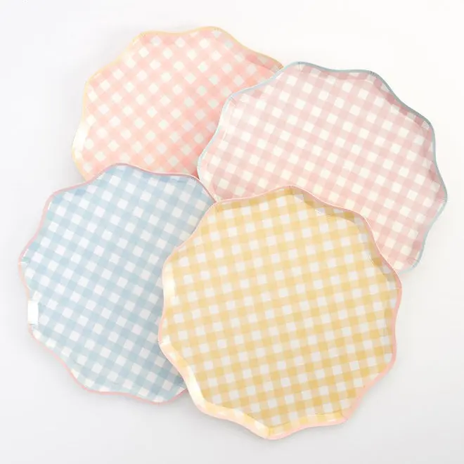 Platos grandes en 4 colores vichy