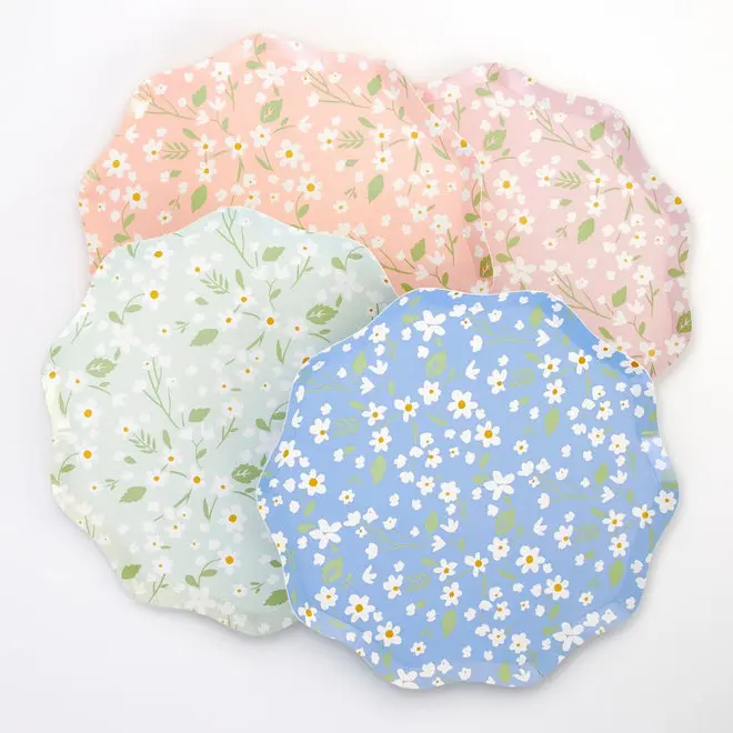 Platos grandes flores