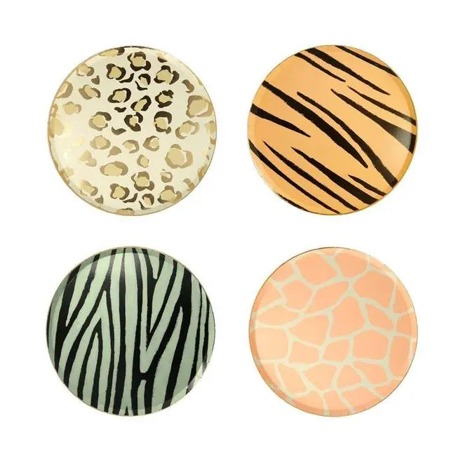 Platos medianos estampados animales