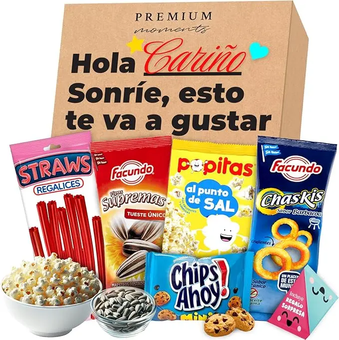 Premium Moments Caja de Snacks para Tardeo y Noche de Película. Un pack sorpresa personalizable con palomitas, pipas, Chaskis, Chips Ahoy, regalices y un amuleto coleccionable.