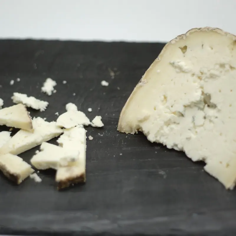Queso de Oveja Semiazul Artesano 300gr aprox