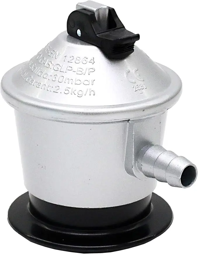 Regulador de Gas Butano Com Gas de 30 mbar. Un cabezal de gas seguro y fiable para acoplar a bombonas y aparatos como estufas, hornillos o calentadores de agua.