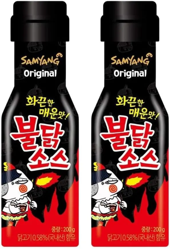 Salsa Samyang Buldak Original, Pack de 2x200g. Lleva el auténtico sabor del pollo picante coreano a todos tus platos con esta salsa increíblemente versátil, adictiva y llena de fuego.