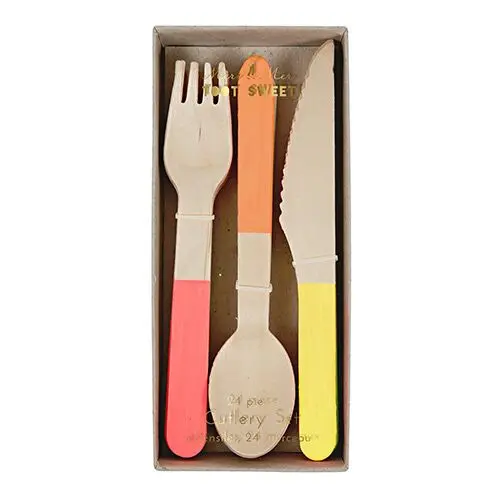 Set de 24 cubiertos de madera neon