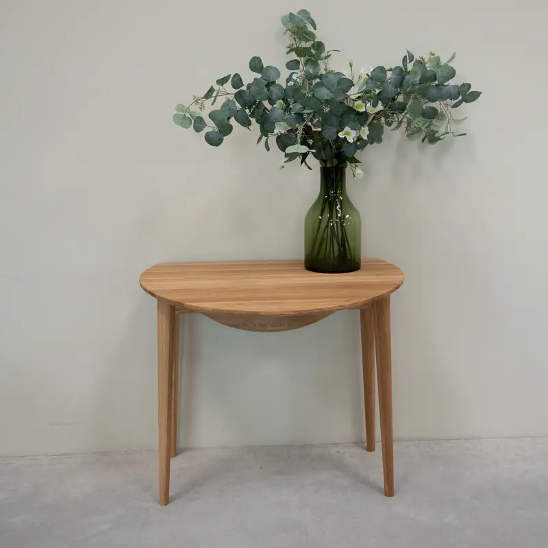 Table à manger ronde extensible en bois massif de chêne Luna - NordicStory