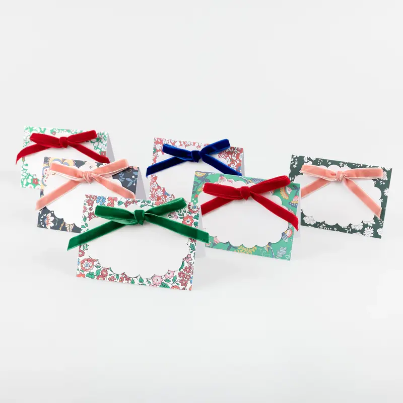 Tarjetas de Mesa con Lazo de Terciopelo Liberty