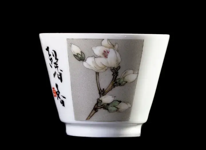 Taza # 25084, pintada a mano, porcelana, 100 ml.