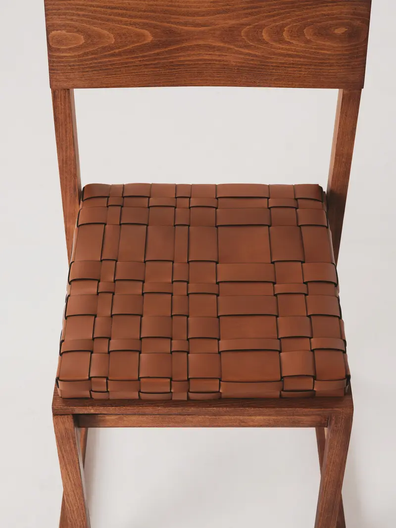 Trenzar leather cushion