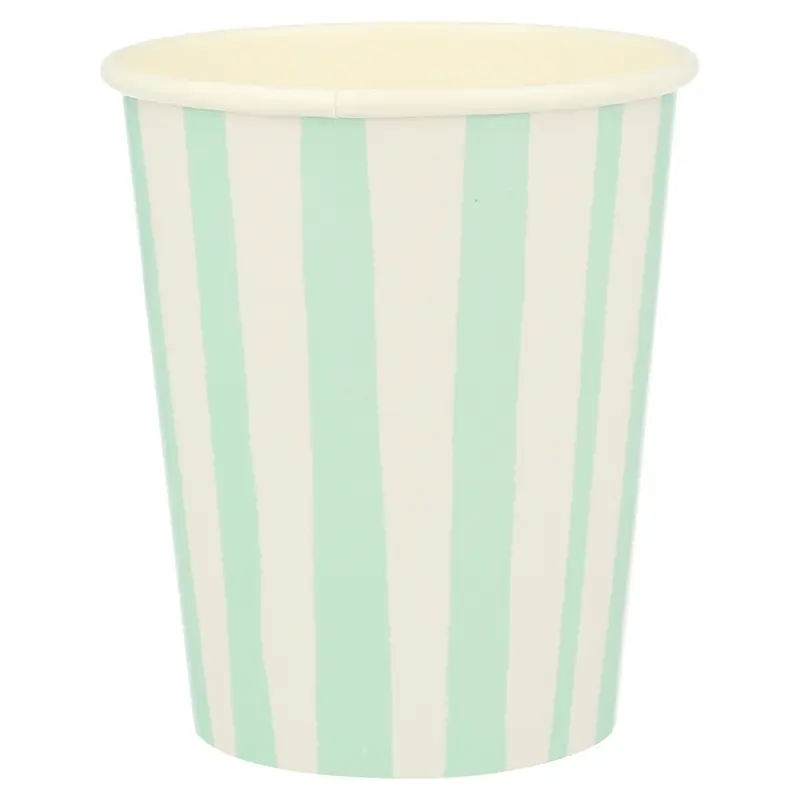 Vasos de rayas color menta